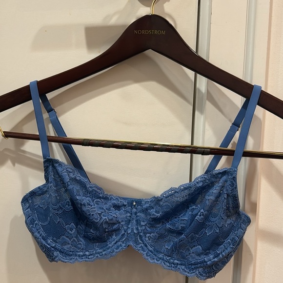 Montelle bra 32D brand new never worn - Picture 4 of 10